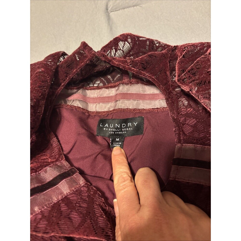 Laundry By Shelli Segal Maroon Lace Top Medium. Lined. goth - Picture 9 of 10